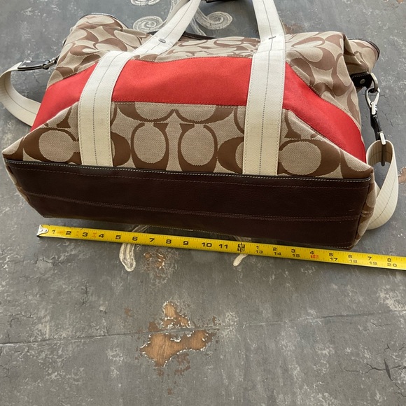 Large weekender Coach bag in EUC - Picture 3 of 8